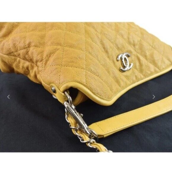 Chanel French Riviera Quilted CaviarLeather Hobo Bag Yellow (Pre-Owned) - Picture 10 of 14